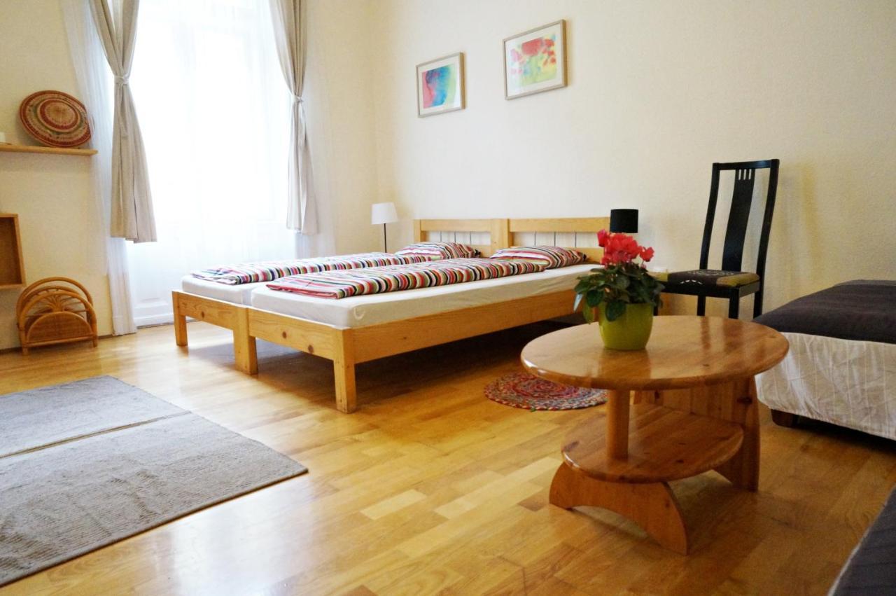 Smile-Inn Budapest Ngoại thất bức ảnh