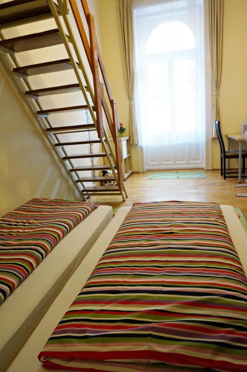 Smile-Inn Budapest Ngoại thất bức ảnh